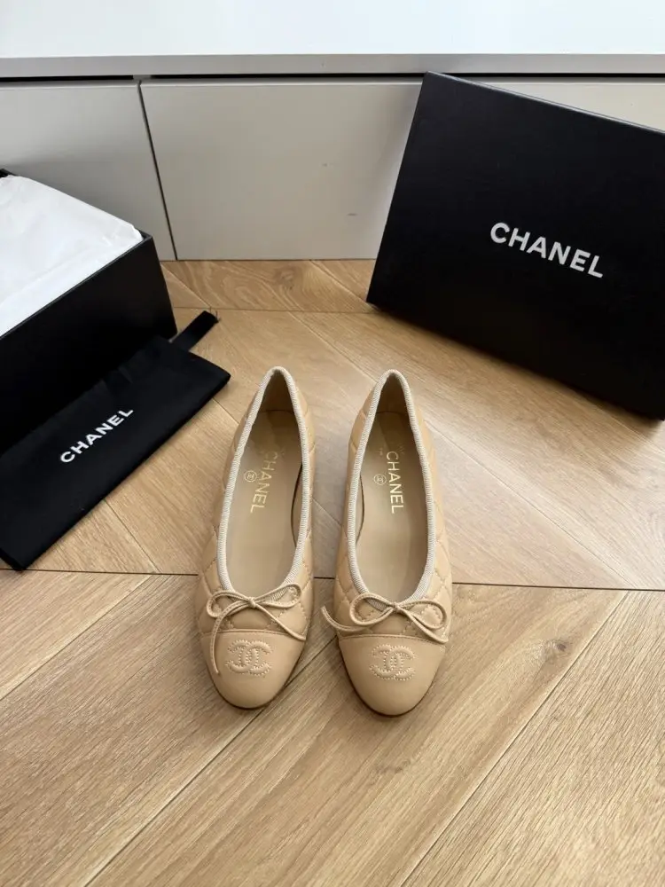 Chanel — Балетки