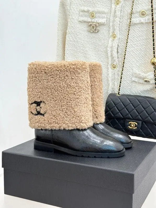 Chanel — Чоботи хутряні зимові жіночі