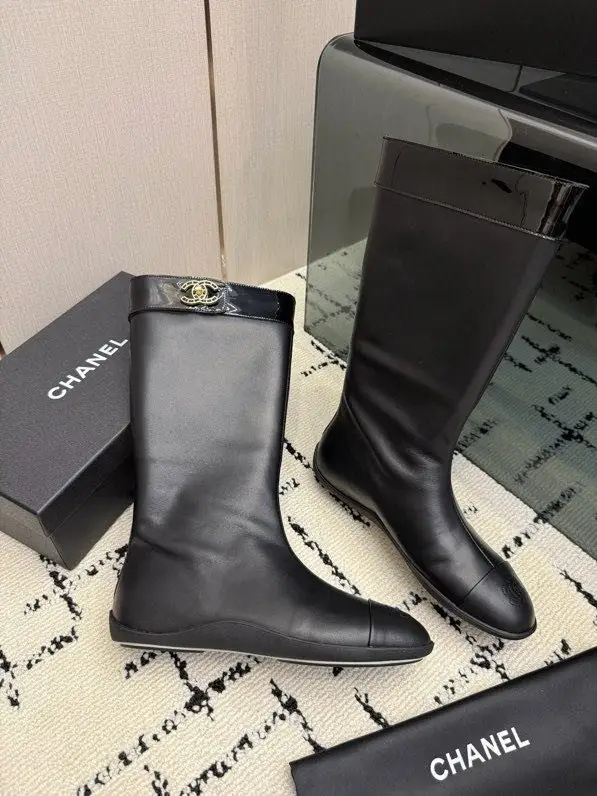 Chanel Boots leather women's — Photo 1