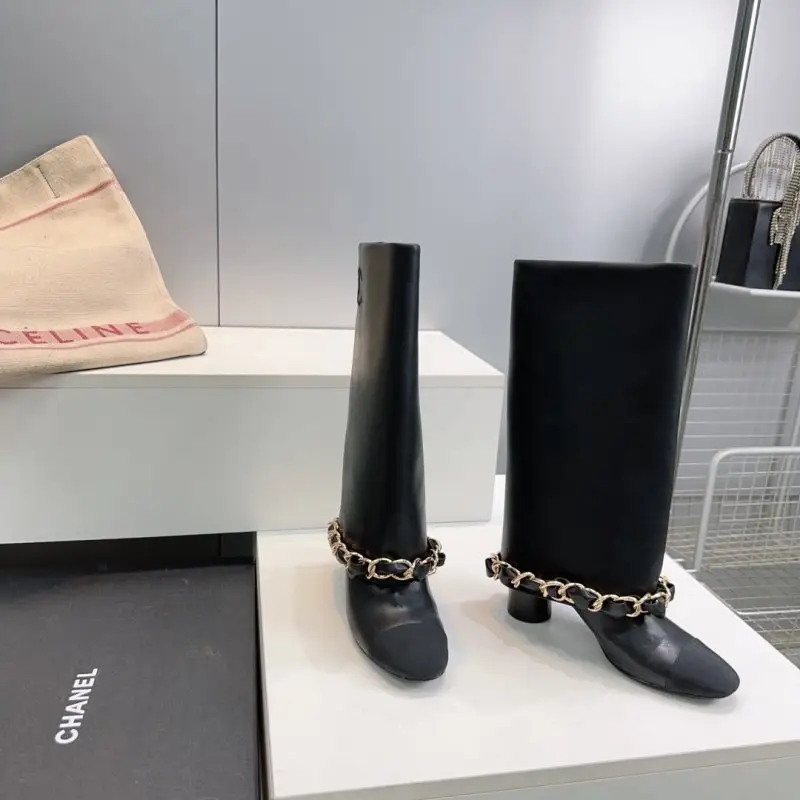 Chanel — Чоботи шкіряні жіночі