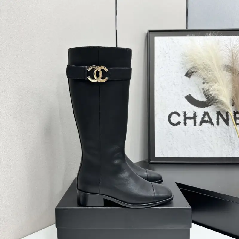 Chanel — Чоботи шкіряні жіночі