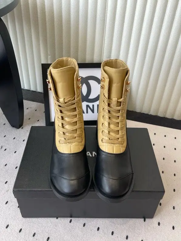 Chanel Boots leather women's — Photo 2