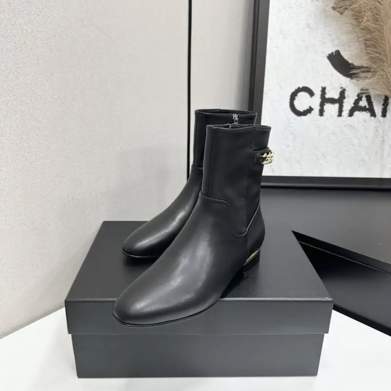 Chanel Boots leather women's — Photo 2
