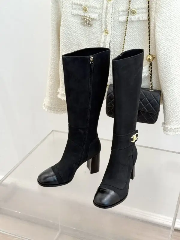 Chanel Сапоги кожаные женские — Фото 2