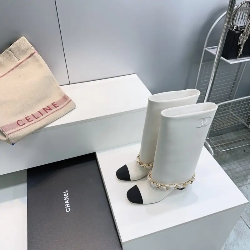 Chanel Boots leather women's — Photo 2