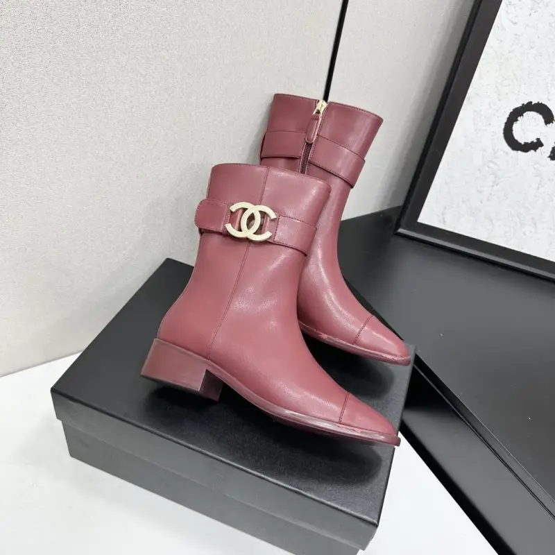 Chanel Ботинки кожаные женские — Фото 2