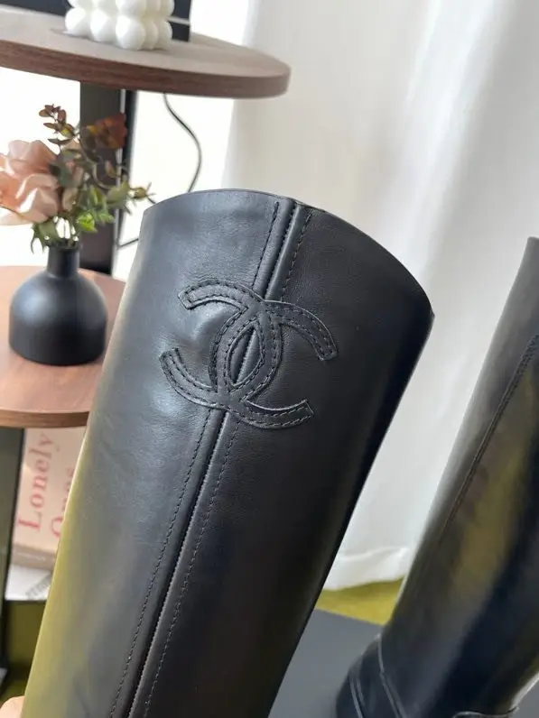 Chanel Boots leather women's — Photo 2
