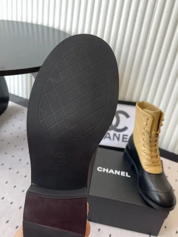 Chanel Boots leather women's — Photo 3