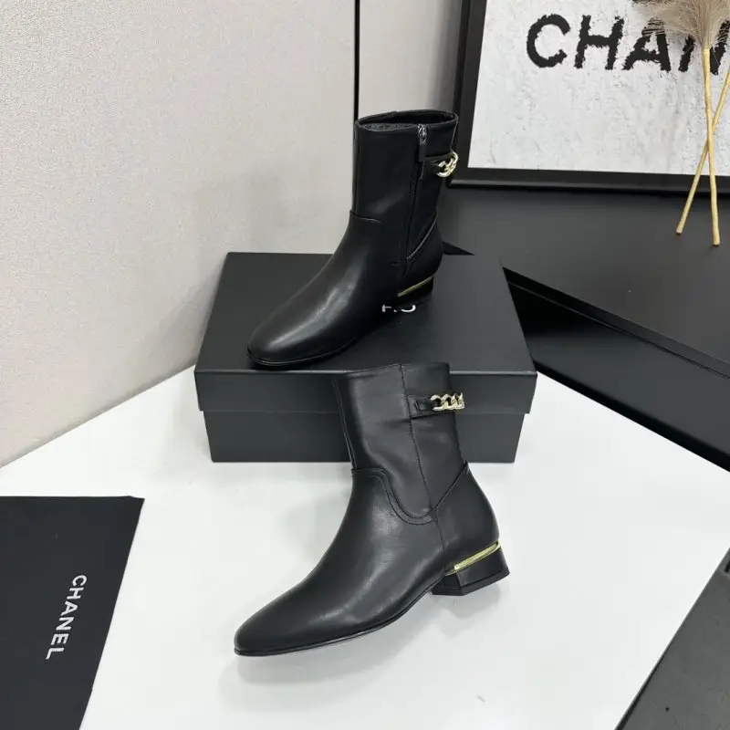 Chanel Boots leather women's — Photo 3