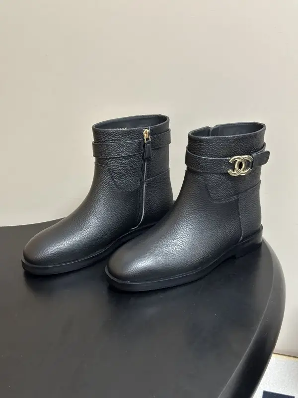 Chanel Ботинки кожаные женские — Фото 3