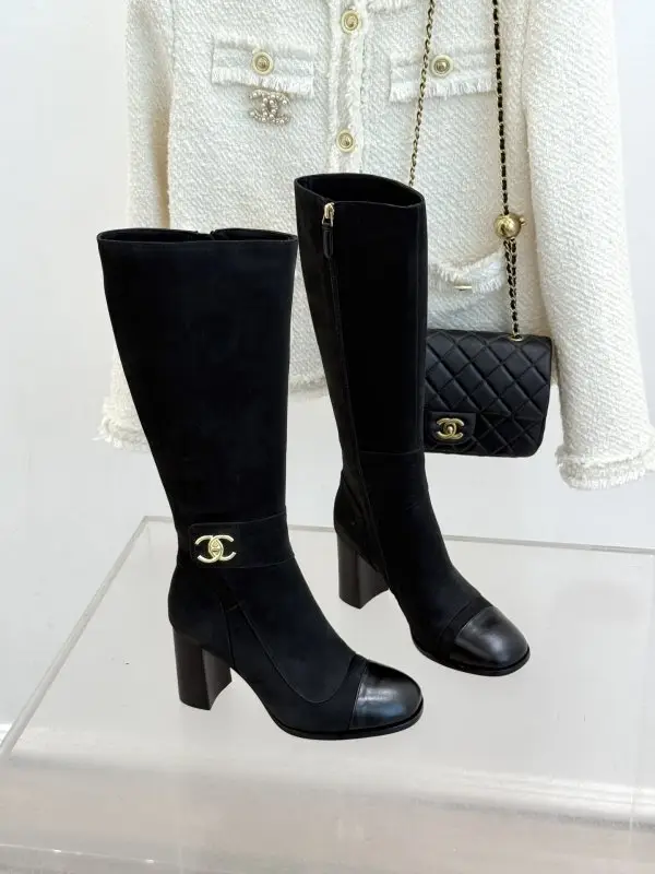 Chanel Сапоги кожаные женские — Фото 3