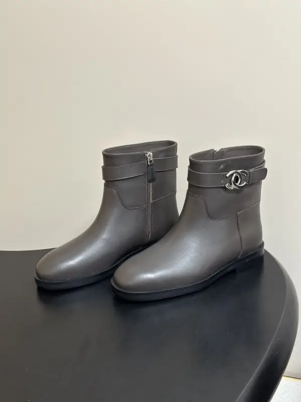 Chanel Черевики шкіряні жіночі — Фото 3