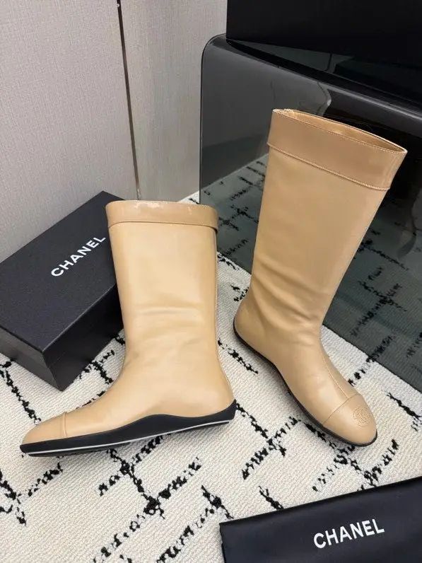 Chanel Сапоги кожаные женские — Фото 4