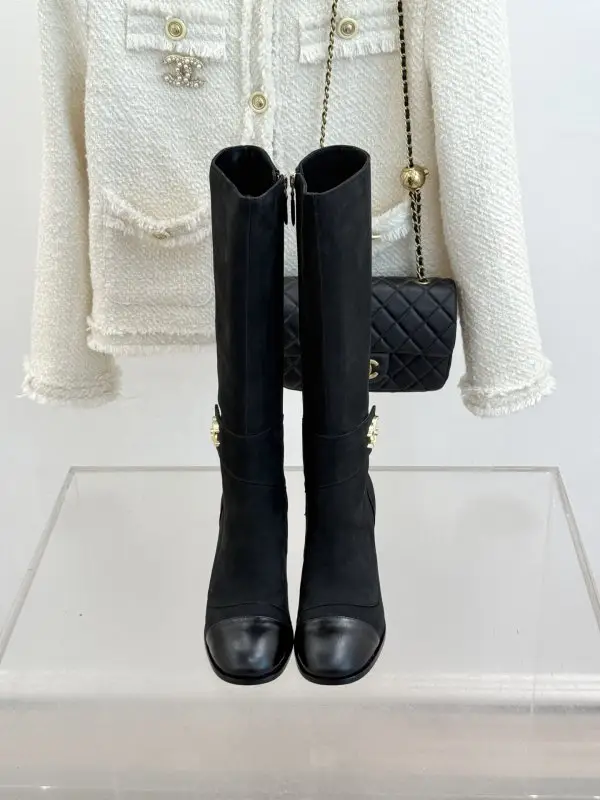 Chanel Сапоги кожаные женские — Фото 4