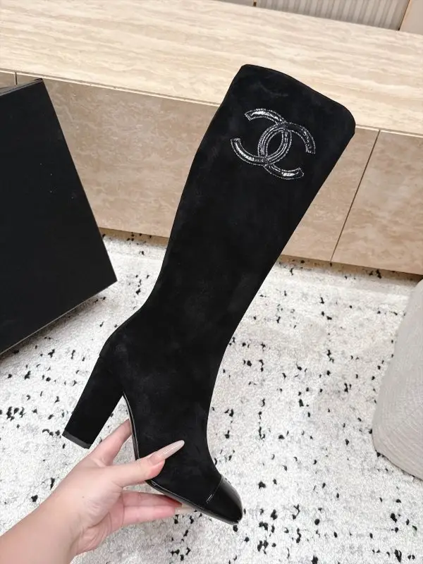Chanel Boots leather women's — Photo 4