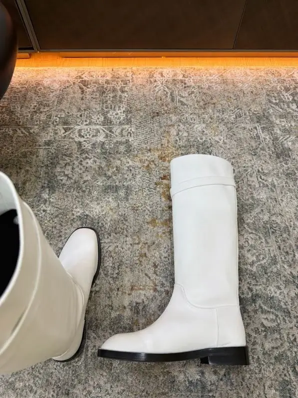 Chanel Boots leather women's — Photo 4