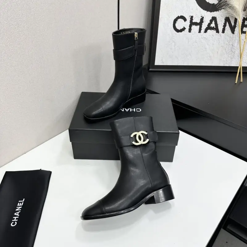 Chanel Ботинки кожаные женские — Фото 4