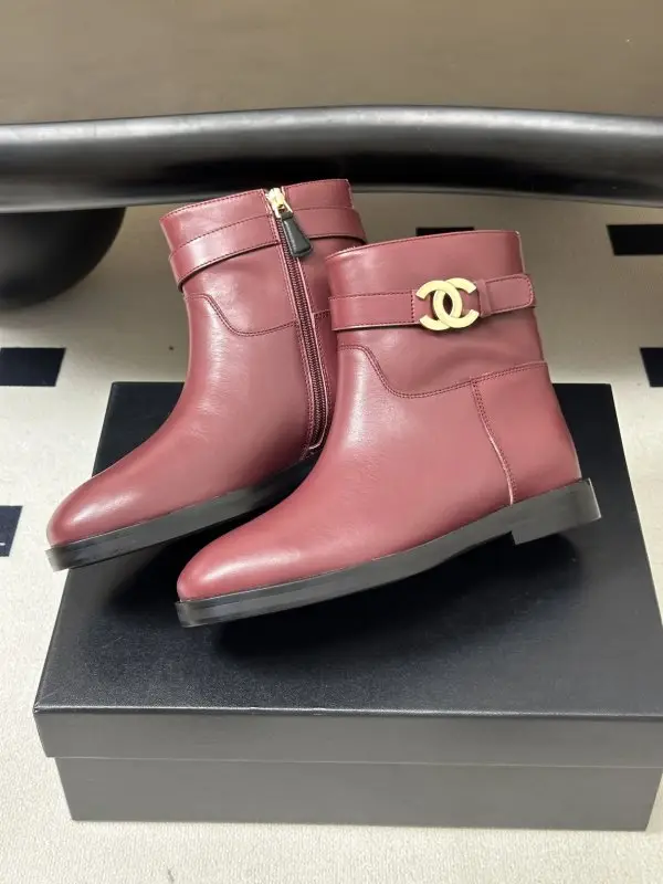 Chanel Ботинки кожаные женские — Фото 4