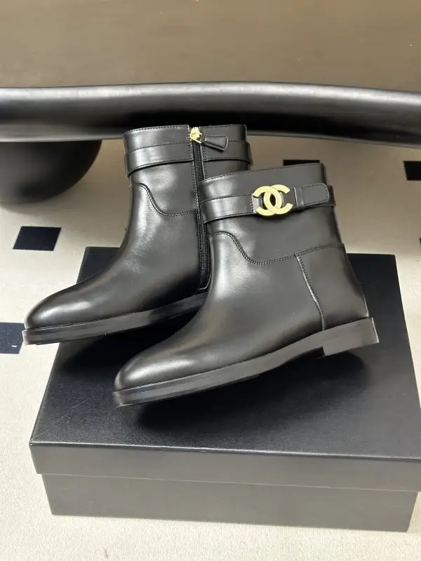 Chanel Черевики шкіряні жіночі — Фото 4