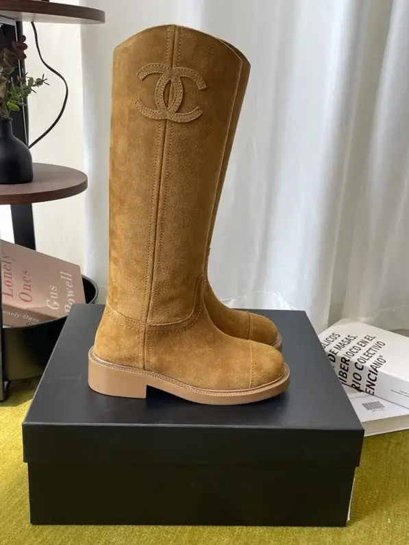 Chanel Boots leather women's — Photo 4