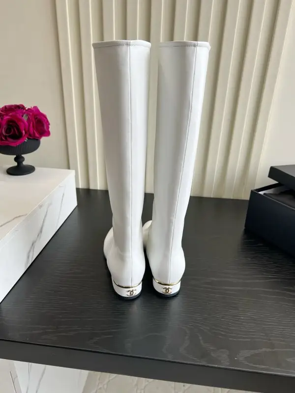 Chanel Boots leather women's — Photo 4