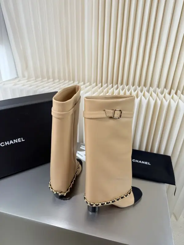 Chanel Boots leather women's — Photo 5