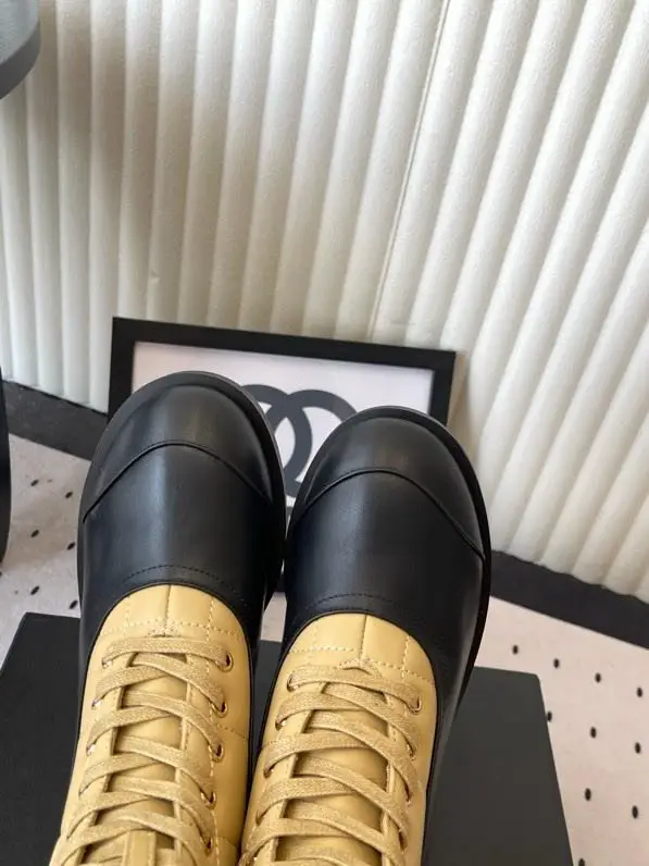 Chanel Boots leather women's — Photo 5