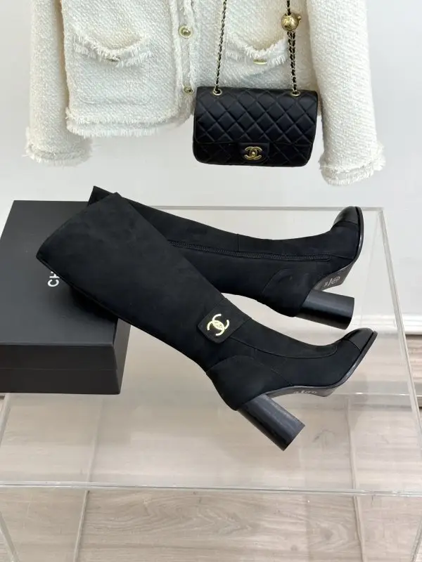 Chanel Сапоги кожаные женские — Фото 5