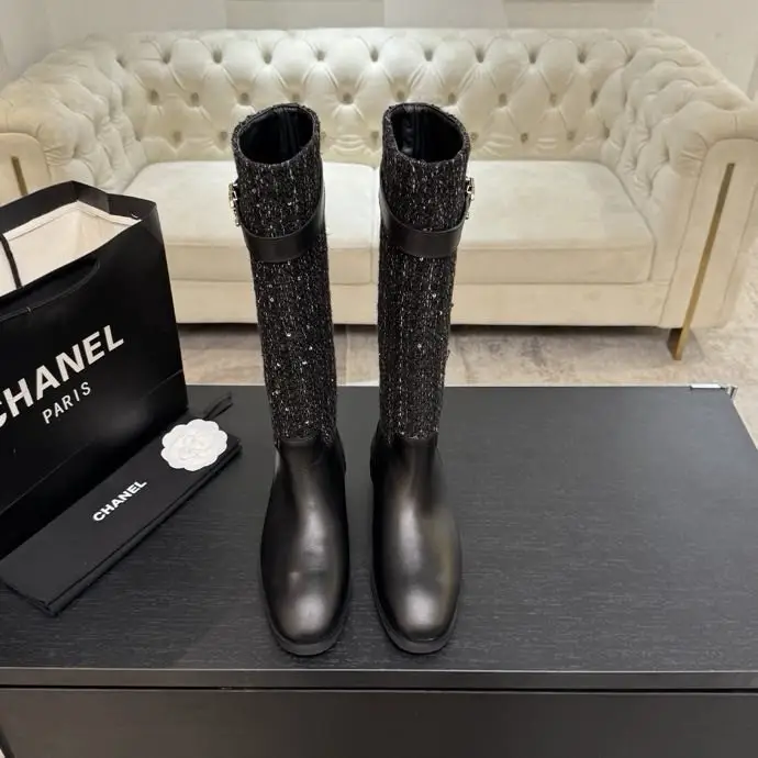 Chanel Сапоги кожаные женские — Фото 5