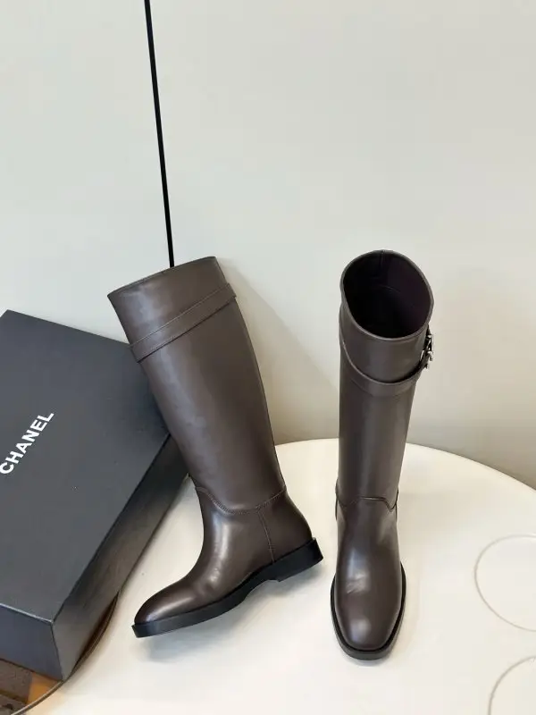 Chanel Boots leather women's — Photo 5
