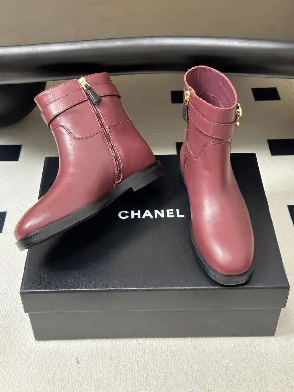 Chanel Ботинки кожаные женские — Фото 5