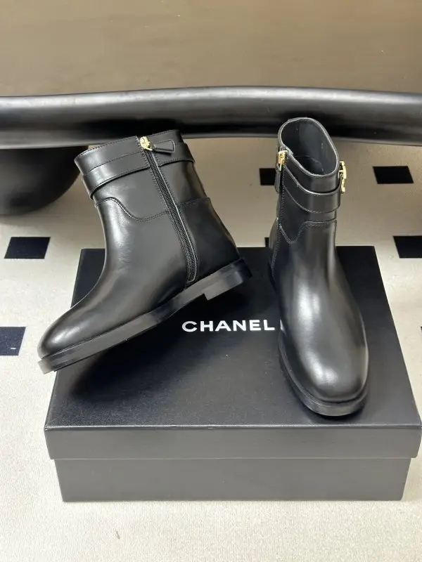 Chanel Черевики шкіряні жіночі — Фото 5