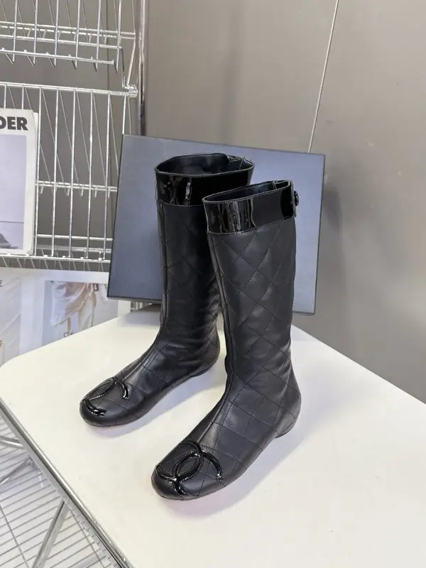 Chanel Boots leather women's — Photo 5