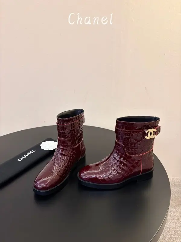 Chanel Ботинки женские — Фото 1