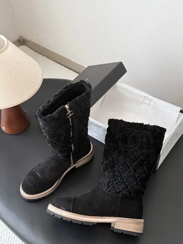 Chanel — Boots women's