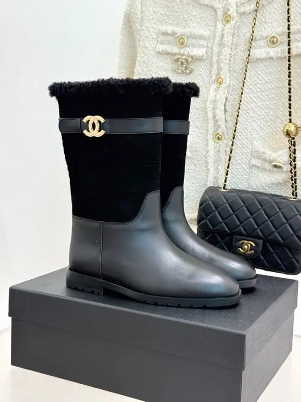 Chanel — Сапоги женские