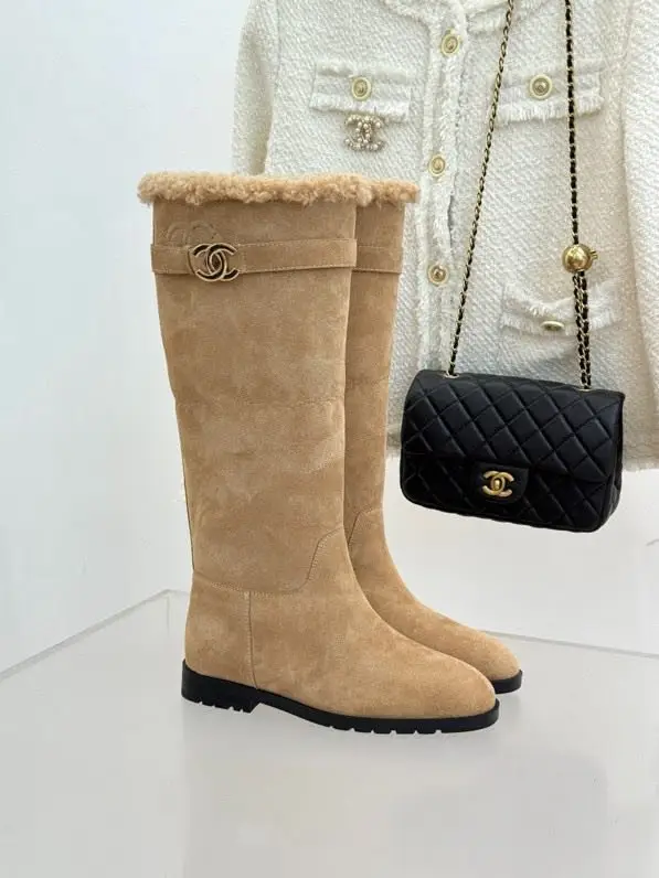 Chanel — Сапоги женские
