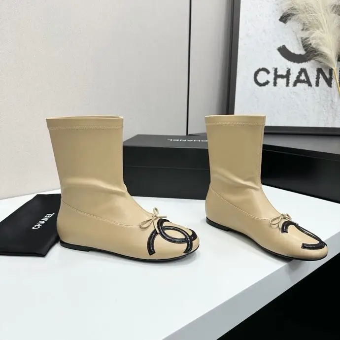 Chanel — Черевики жіночі