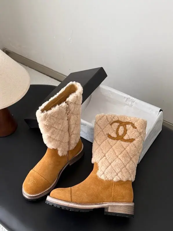 Chanel — Boots women's