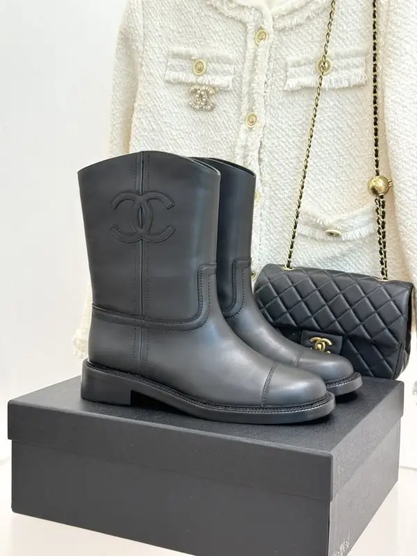Chanel Черевики жіночі — Фото 1