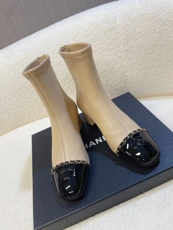 Chanel — Черевики жіночі