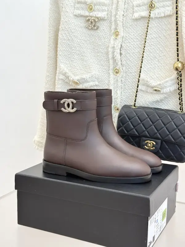 Chanel — Boots women's
