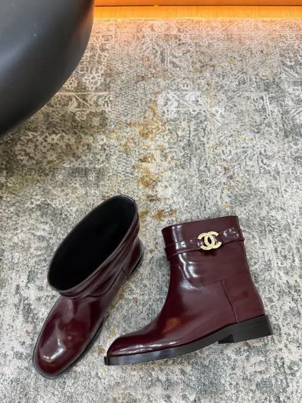 Chanel — Boots women's