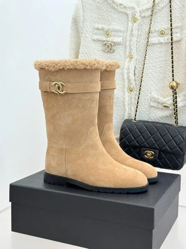 Chanel — Сапоги женские