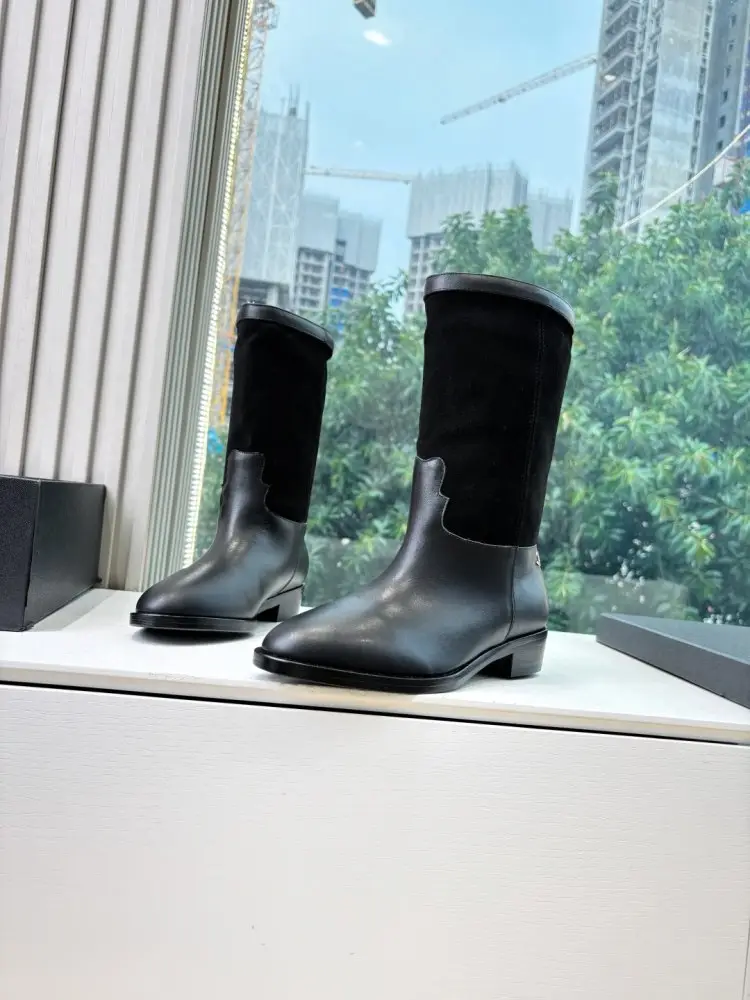 Chanel — Boots women's