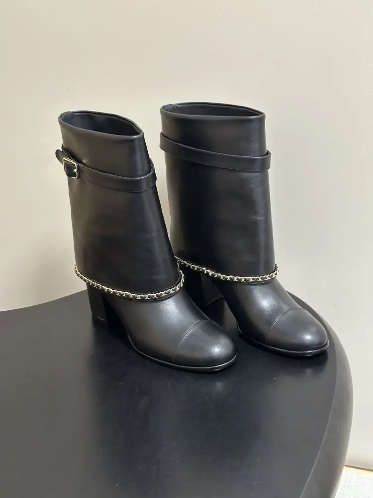 Chanel — Черевики жіночі