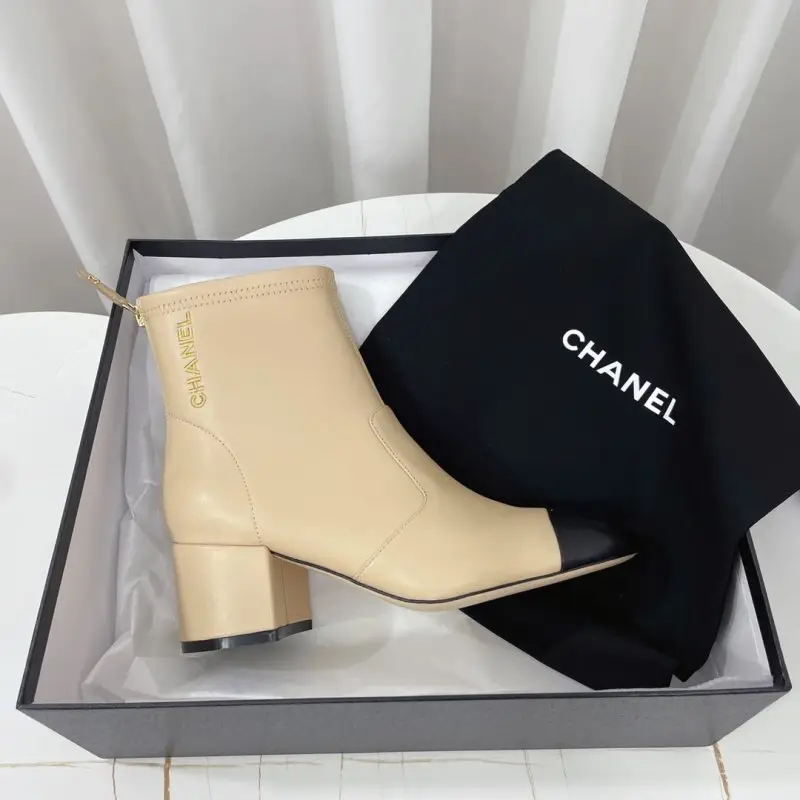 Chanel Черевики жіночі — Фото 2