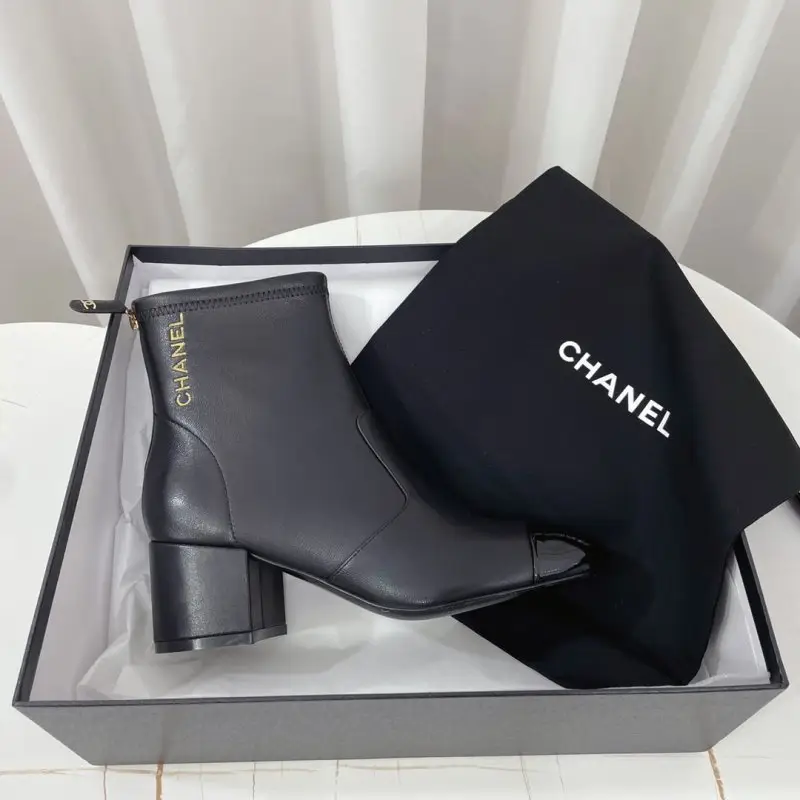 Chanel Черевики жіночі — Фото 2