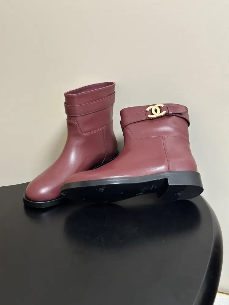Chanel Boots women's — Photo 2