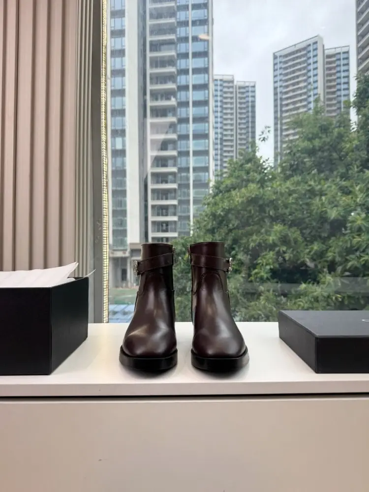 Chanel Boots women's — Photo 2